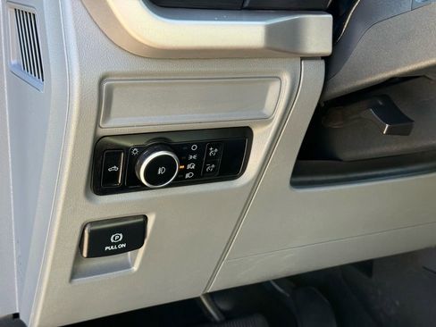 Used 2023 Ford F150 XLT image 16