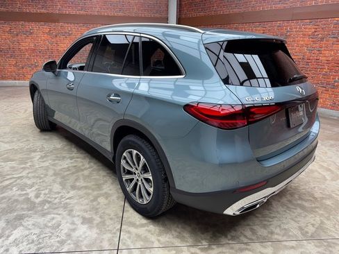 New 2026 Mercedes-Benz GLC 300 GLC 300 image 3