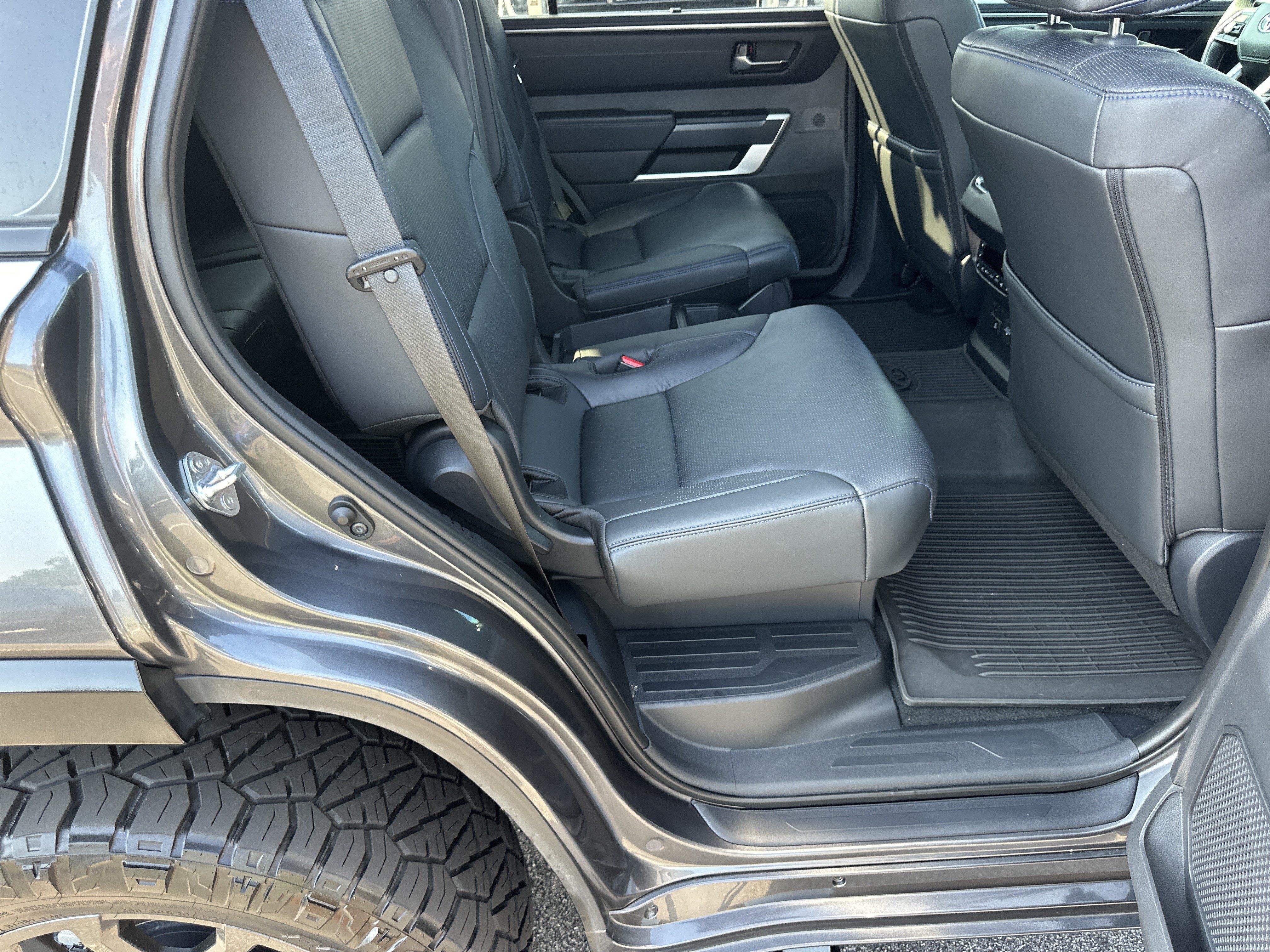 Used 2025 Toyota Sequoia Platinum AWD/4WD image 16