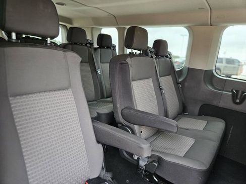 Used 2023 Ford Transit 350 XLT image 28