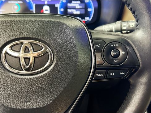 Used 2024 Toyota RAV4 Limited image 19