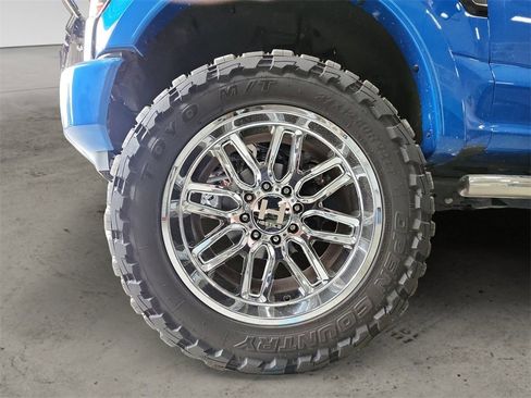 Used 2021 Ford F350 Lariat image 14