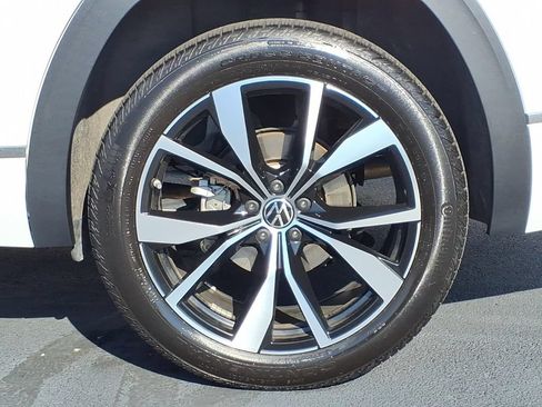 Used 2026 Volkswagen Atlas SEL Premium R-Line AWD/4WD image 6