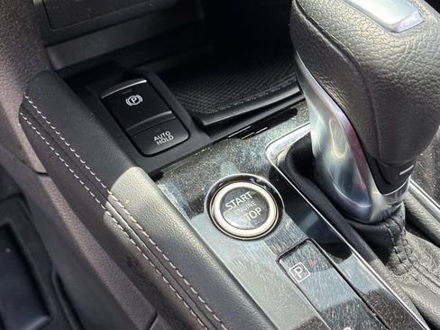 Used 2024 Nissan Kicks SV FWD image 21