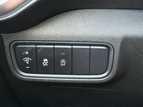 Used 2024 Kia Soul LX FWD image 17