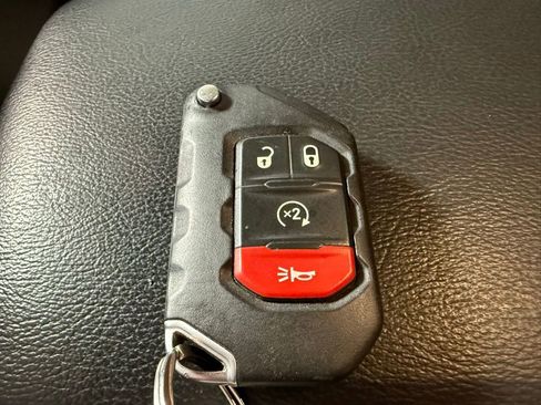 Used 2021 Jeep Gladiator Rubicon image 24