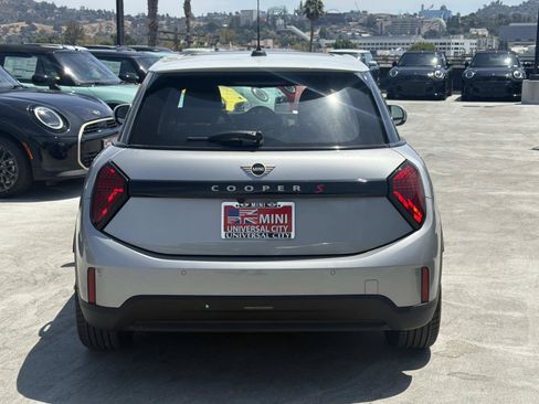 Used 2026 MINI Cooper S FWD image 5