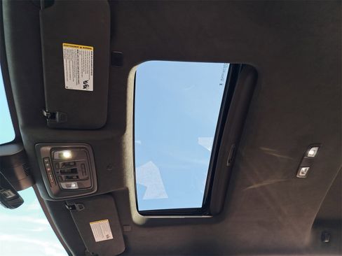 Used 2024 GMC Sierra 1500 Denali Ultimate image 31