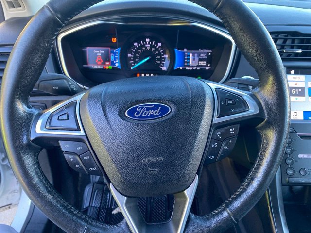 Used 2017 Ford Fusion Titanium FWD image 19