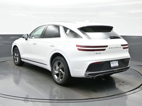 New 2026 Genesis GV70 2.5T image 4