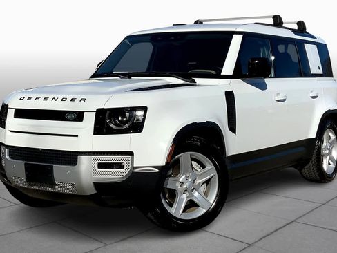 Used 2020 Land Rover Defender 110 SE image 1