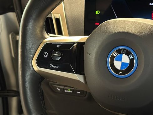 Used 2024 BMW iX xDrive50 w/ Premium Package image 23
