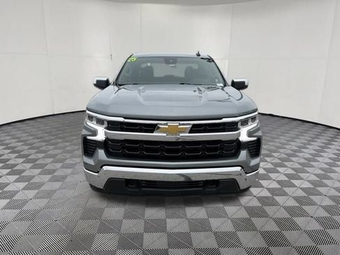 Used 2025 Chevrolet Silverado 1500 LT AWD/4WD image 14