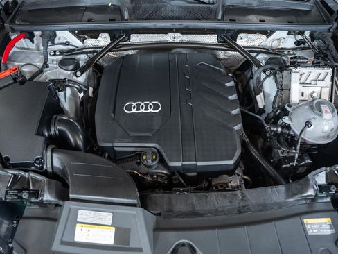 Used 2023 Audi Q5 2.0T Premium Plus w/ Premium Plus Package AWD/4WD image 17