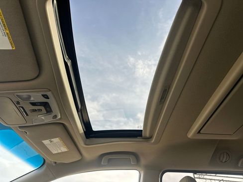 Used 2013 Toyota Sienna XLE w/ Entertainment Pkg image 22