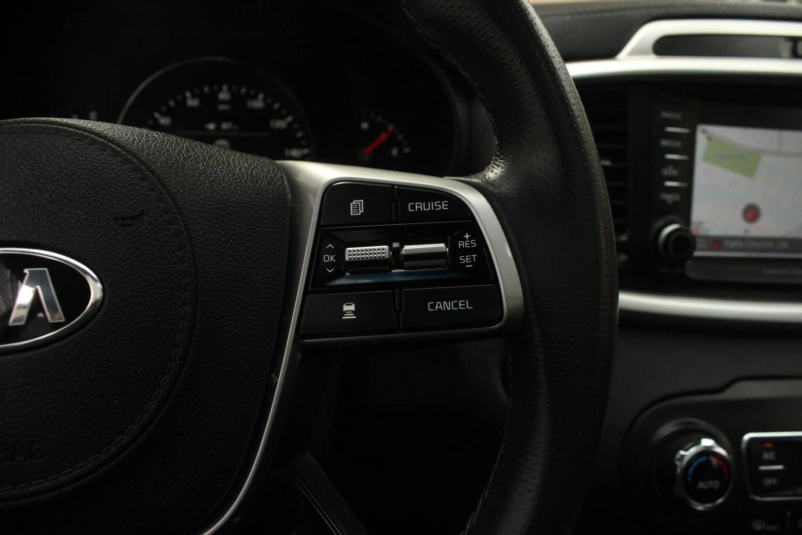 Used 2019 Kia Sorento SX FWD image 32