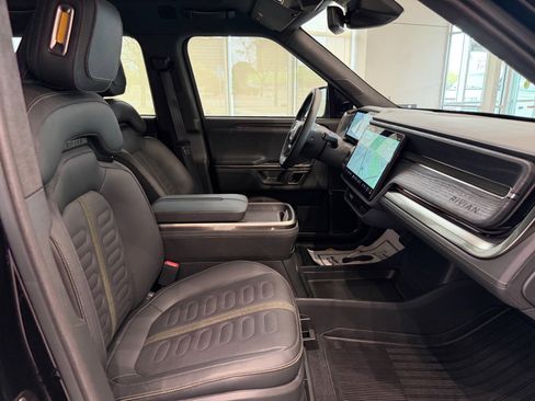 Used 2023 Rivian R1S Adventure AWD/4WD image 19