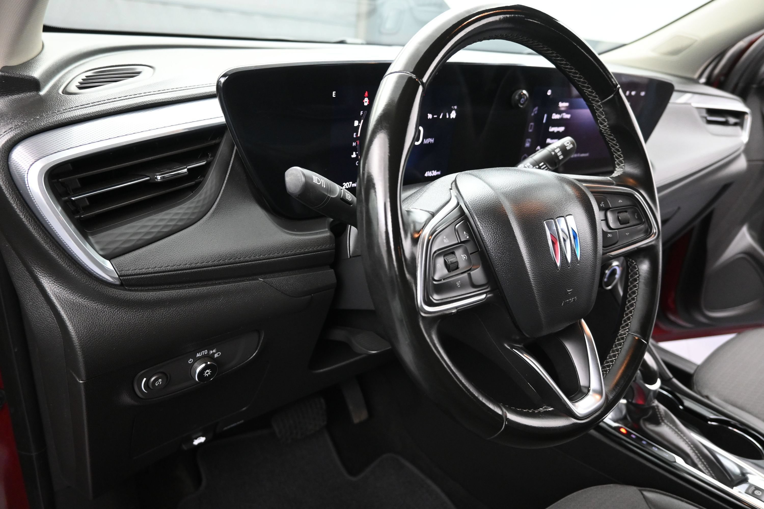 Used 2024 Buick Encore GX Preferred FWD image 12