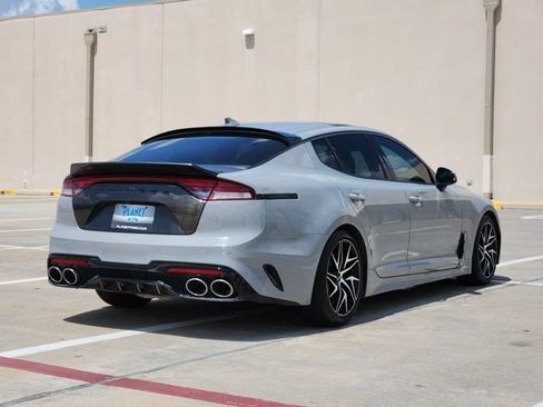 Used 2022 Kia Stinger GT-Line w/ Sun & Sound Package RWD image 7