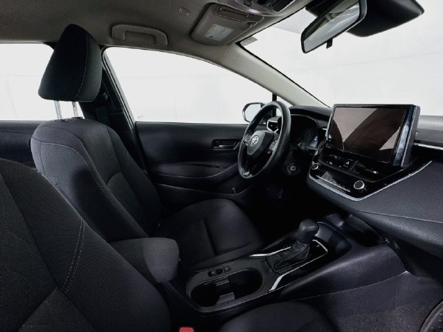 Used 2024 Toyota Corolla LE FWD image 25