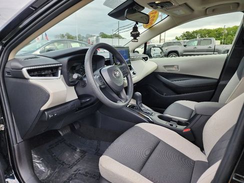 Used 2023 Toyota Corolla LE image 20