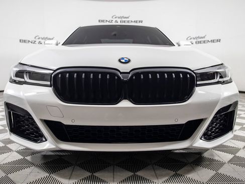 Used 2023 BMW 530i w/ M Sport Package RWD image 5