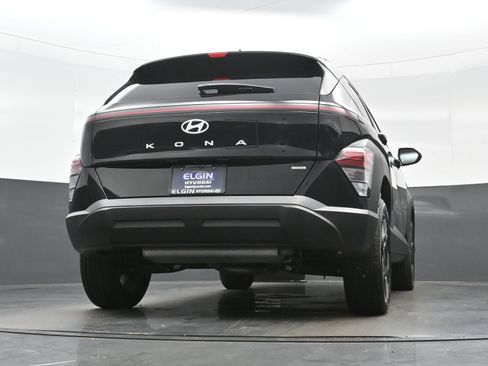 Used 2025 Hyundai Kona SEL AWD/4WD image 30
