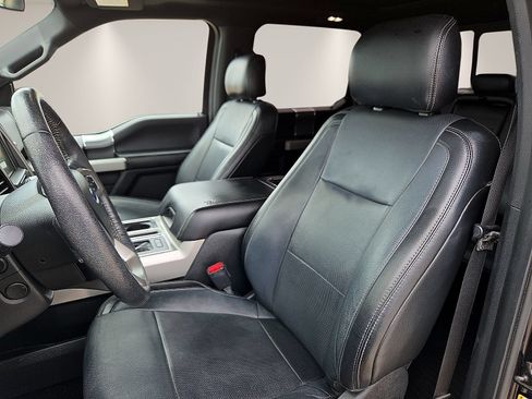 Used 2017 Ford F150 Lariat w/ Equipment Group 502A Luxury AWD/4WD image 16
