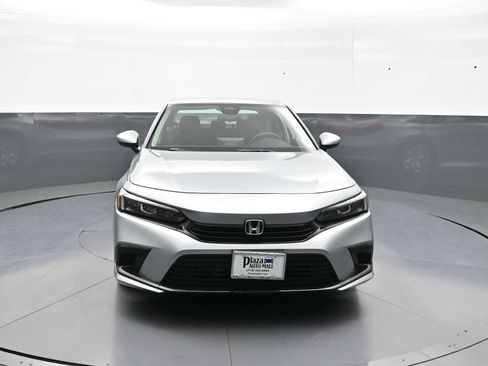 Used 2024 Honda Civic LX image 2