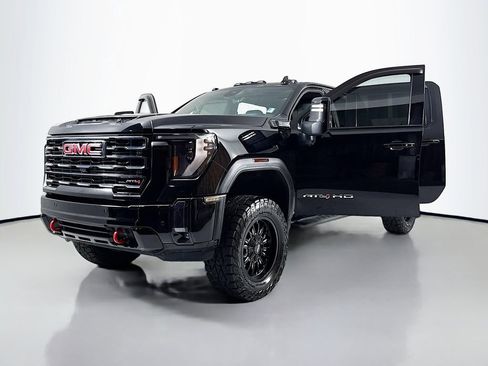 Used 2024 GMC Sierra 3500 AT4 w/ AT4 Premium Plus Package AWD/4WD image 21