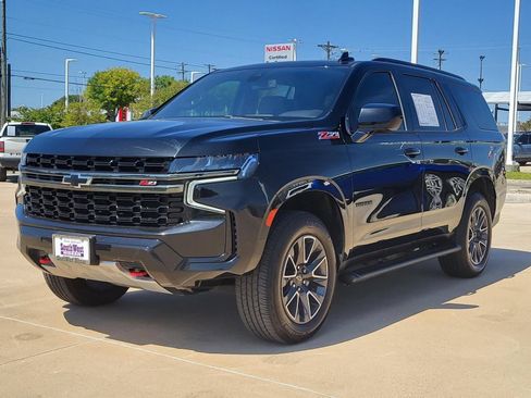 Used 2021 Chevrolet Tahoe Z71 w/ Rear Media and Nav Package AWD/4WD image 2