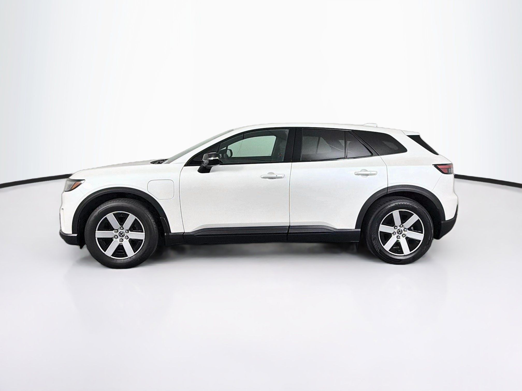 Used 2024 Honda Prologue EX image 4