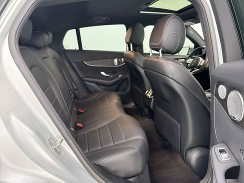 Used 2020 Mercedes-Benz GLC 300 4MATIC Coupe image 25