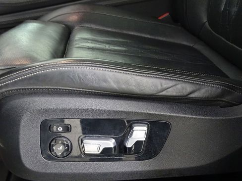 Used 2020 BMW X5 M50i w/ Executive Package image 23