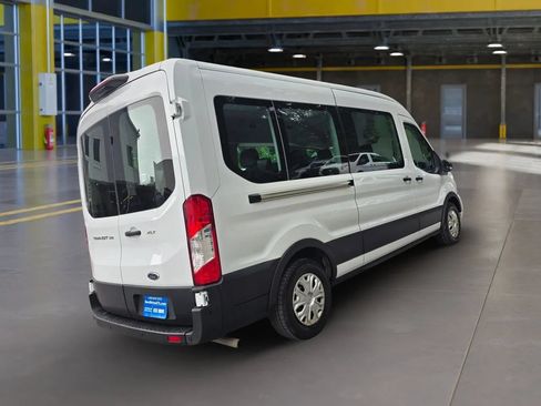 Used 2022 Ford Transit 350 XLT RWD image 32