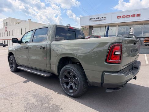 New 2026 RAM 1500 Express AWD/4WD image 4