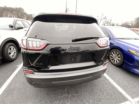 Used 2021 Jeep Cherokee Latitude Plus image 6