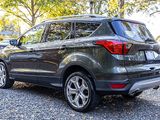 Used 2019 Ford Escape Titanium image 4