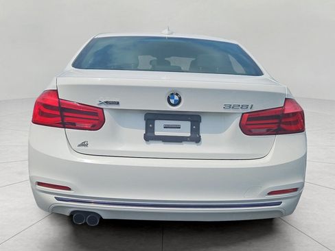 Used 2016 BMW 328i xDrive Sedan AWD/4WD image 7