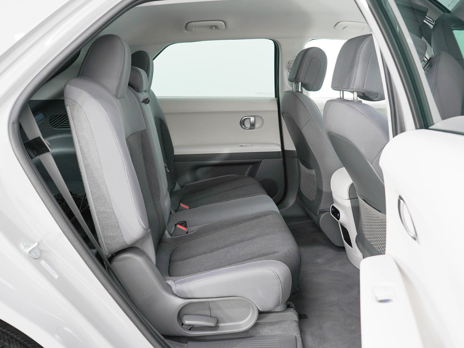Certified 2023 Hyundai Ioniq 5 SE AWD/4WD image 12