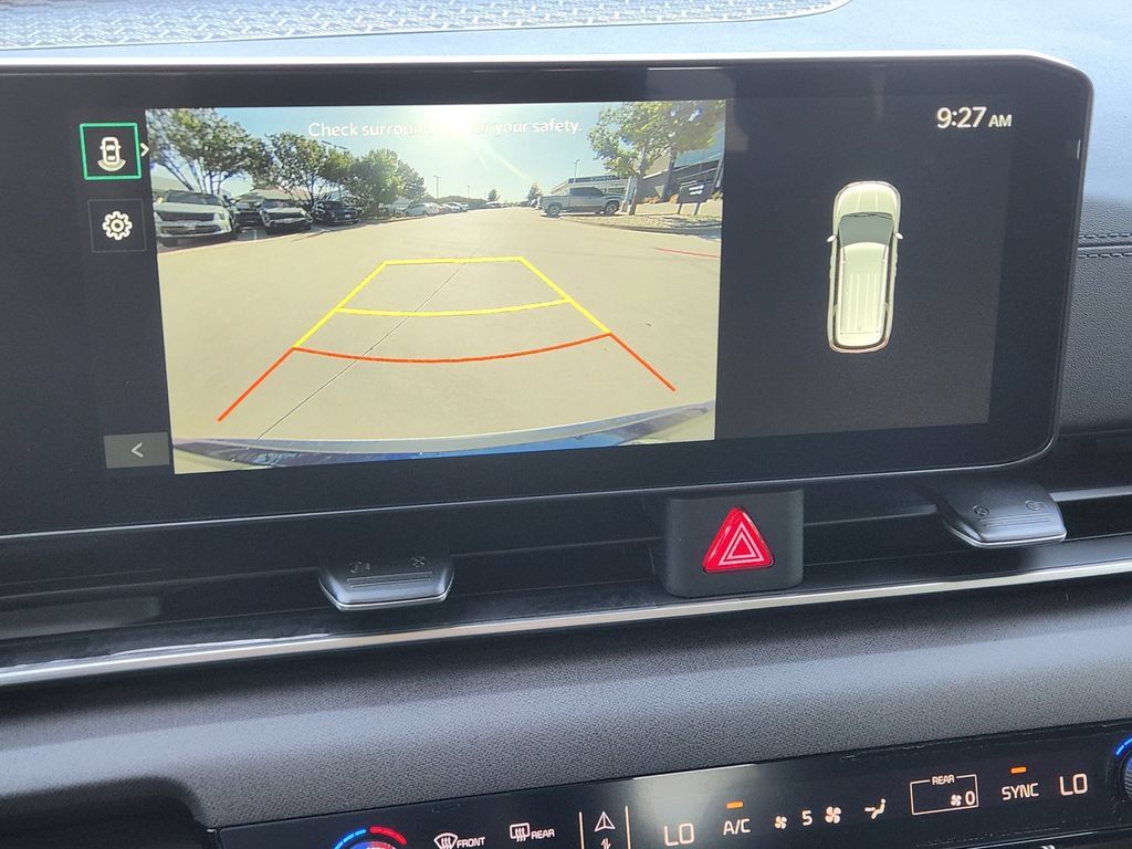 New 2027 Kia Carnival EX FWD image 18