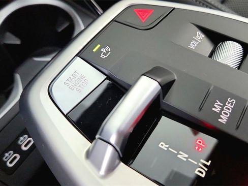 Used 2025 BMW X1 xDrive28i w/ Technology Package image 43