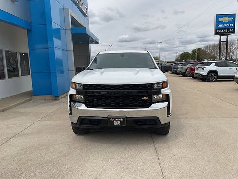 Used 2020 Chevrolet Silverado 1500 W/T w/ WT Value Package AWD/4WD image 2