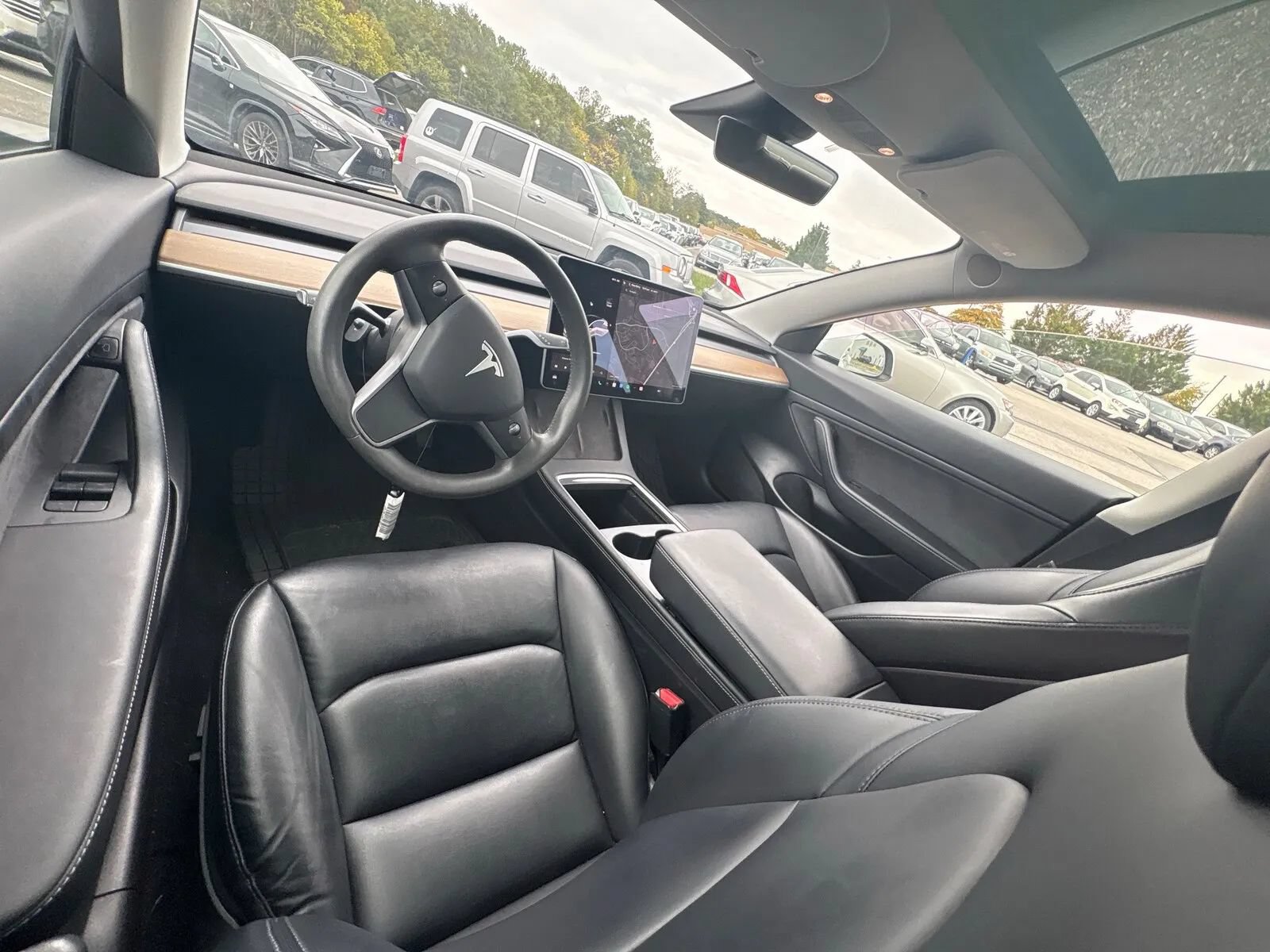 Used 2021 Tesla Model 3 Standard Range Plus RWD image 6