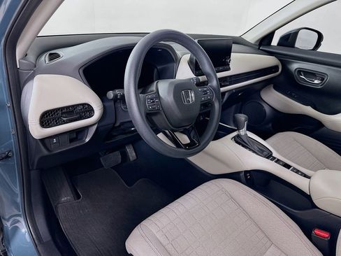 Certified 2024 Honda HR-V LX image 9