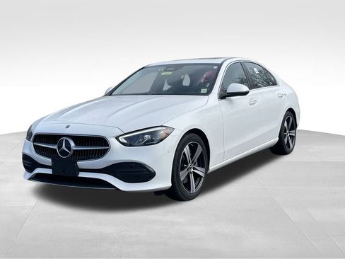 Used 2025 Mercedes-Benz C 300 4MATIC Sedan image 2