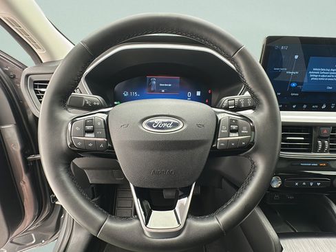 Used 2025 Ford Escape Platinum AWD/4WD image 15