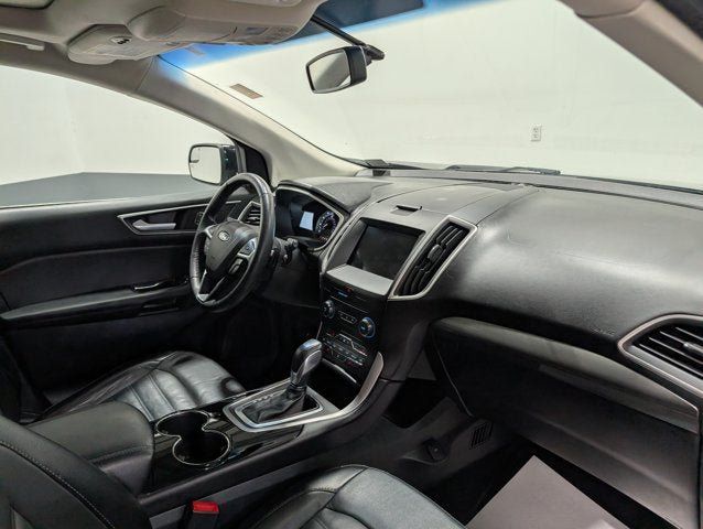 Used 2018 Ford Edge SEL w/ Equipment Group 201A AWD/4WD image 17