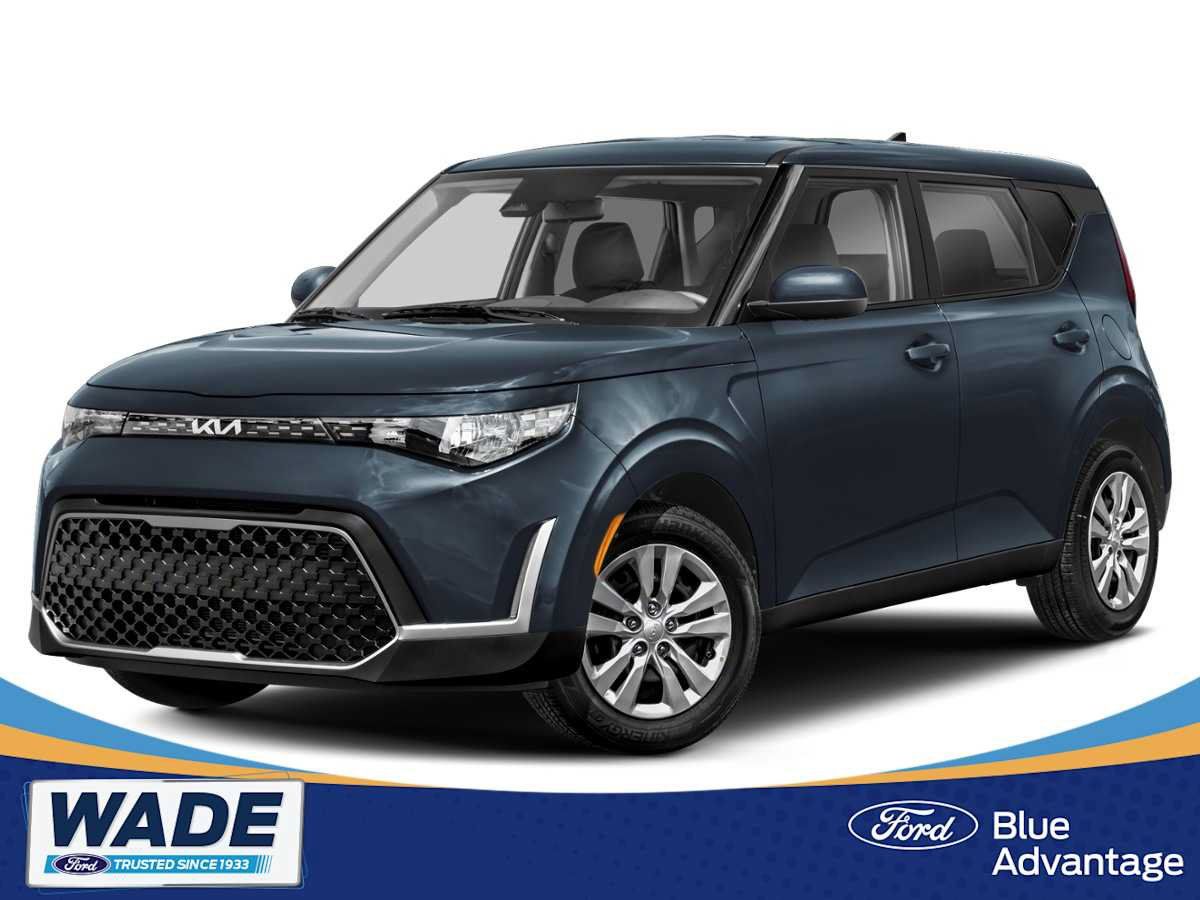 Used 2023 Kia Soul LX w/ LX Technology Package FWD image 1