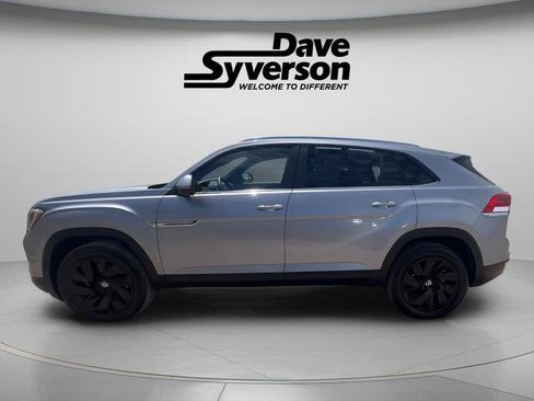 Used 2024 Volkswagen Atlas Cross Sport SE AWD/4WD image 8